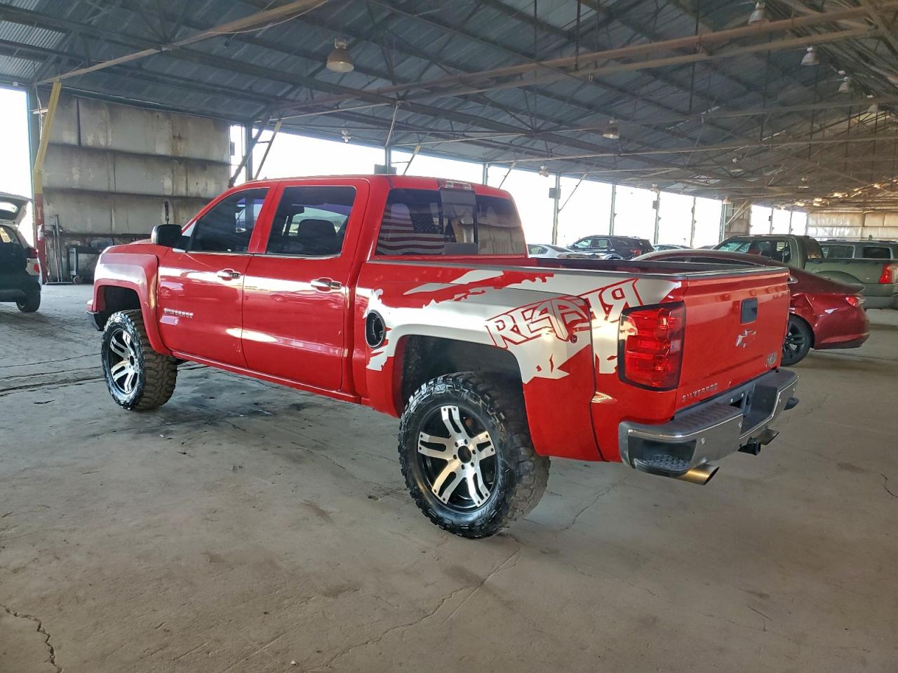 2014 CHEVROLET SILVERADO K1500 LTZ photo 2