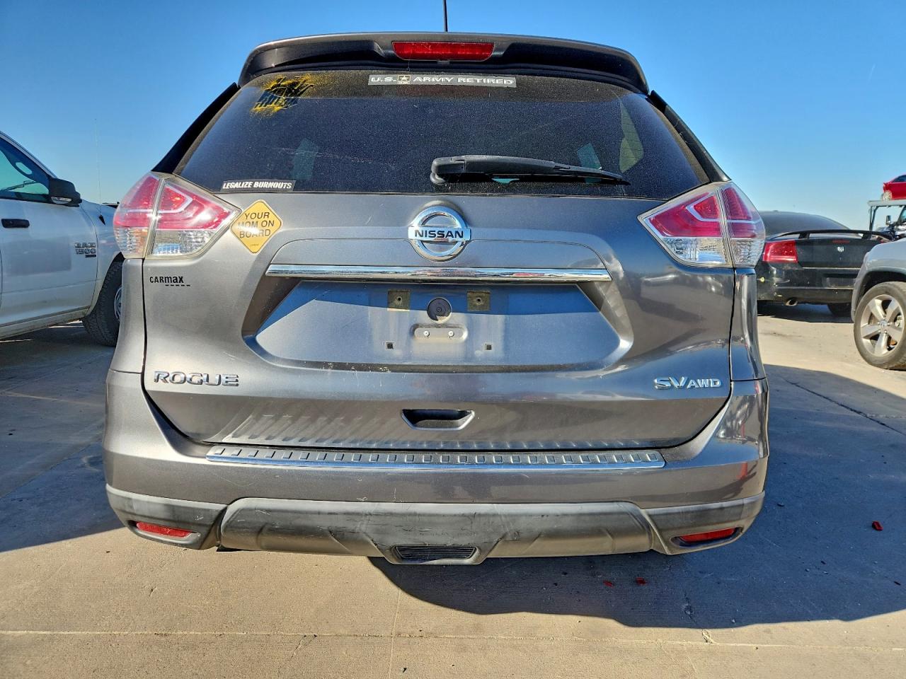 2016 NISSAN ROGUE S photo 6