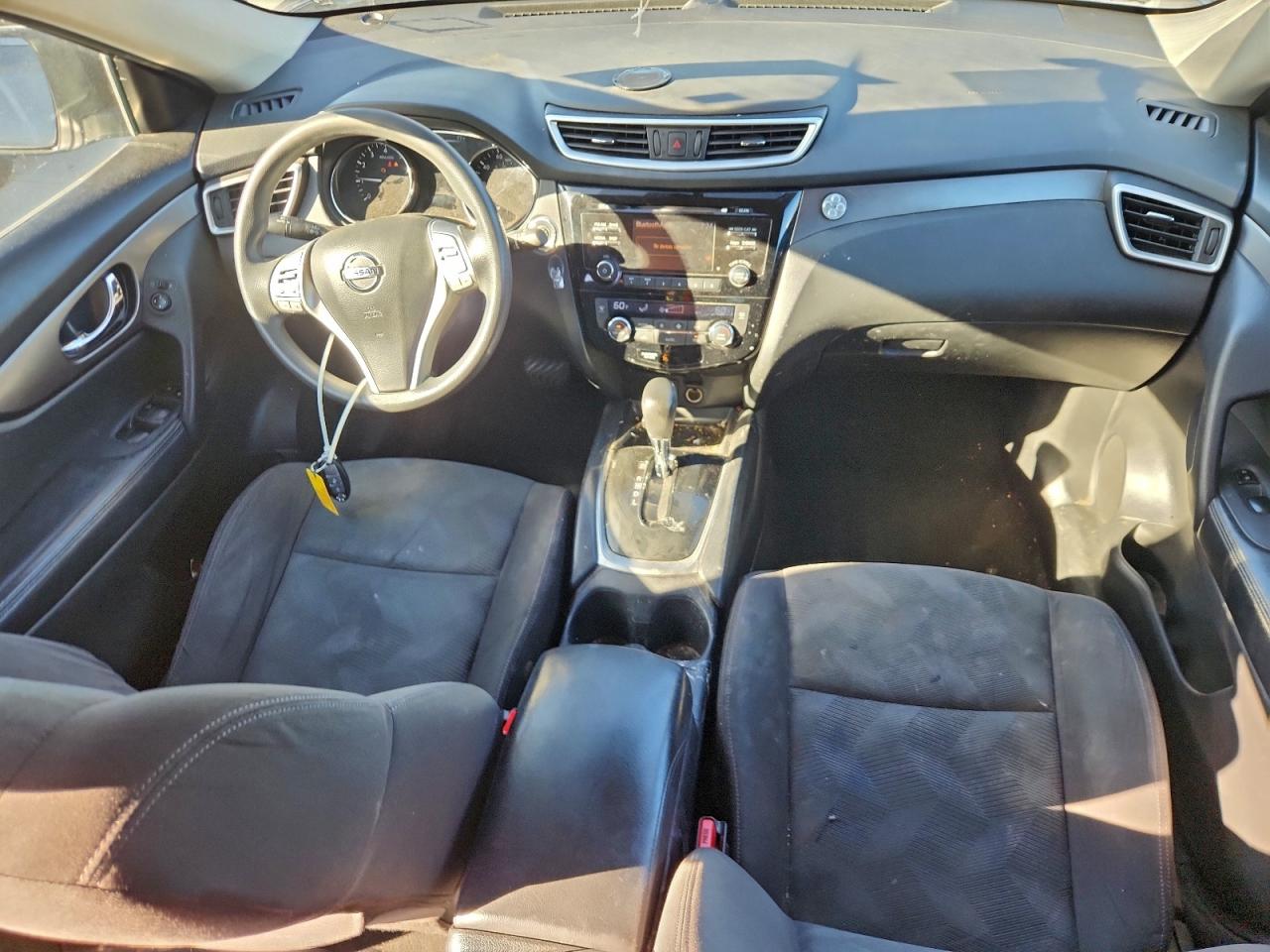 2016 NISSAN ROGUE S photo 8