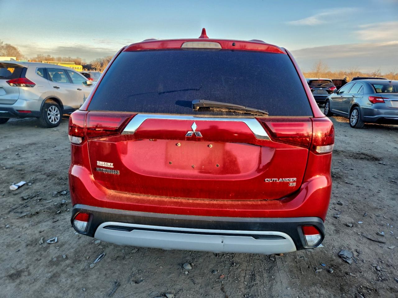 2019 MITSUBISHI OUTLANDER SE photo 6