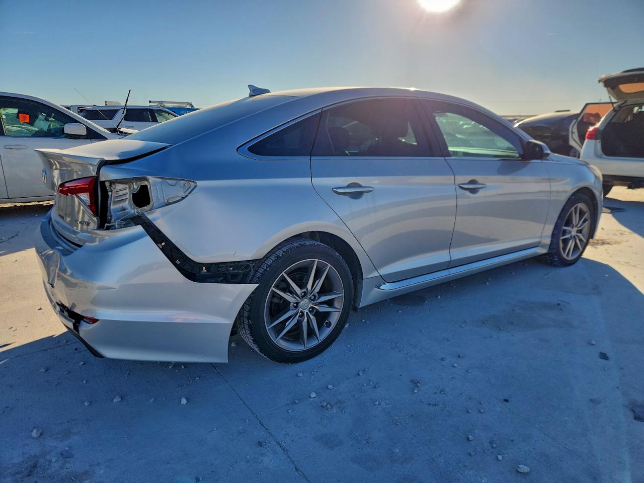 2017 HYUNDAI SONATA SPORT photo 3