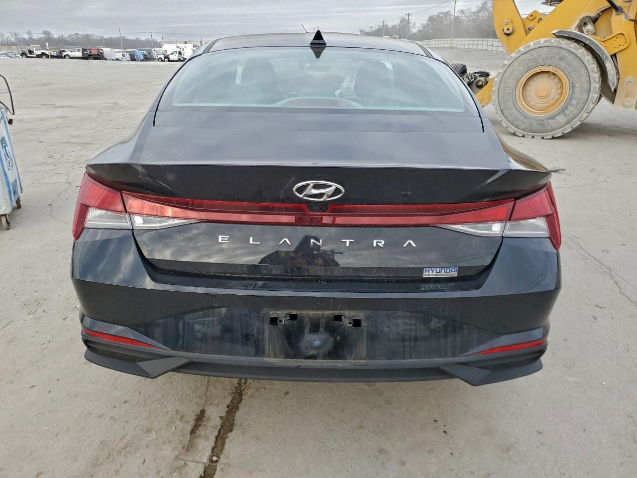 2023 HYUNDAI ELANTRA SEL photo 11