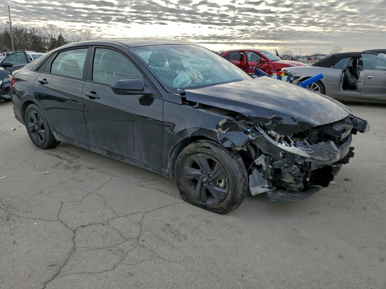 2023 HYUNDAI ELANTRA SEL photo 7