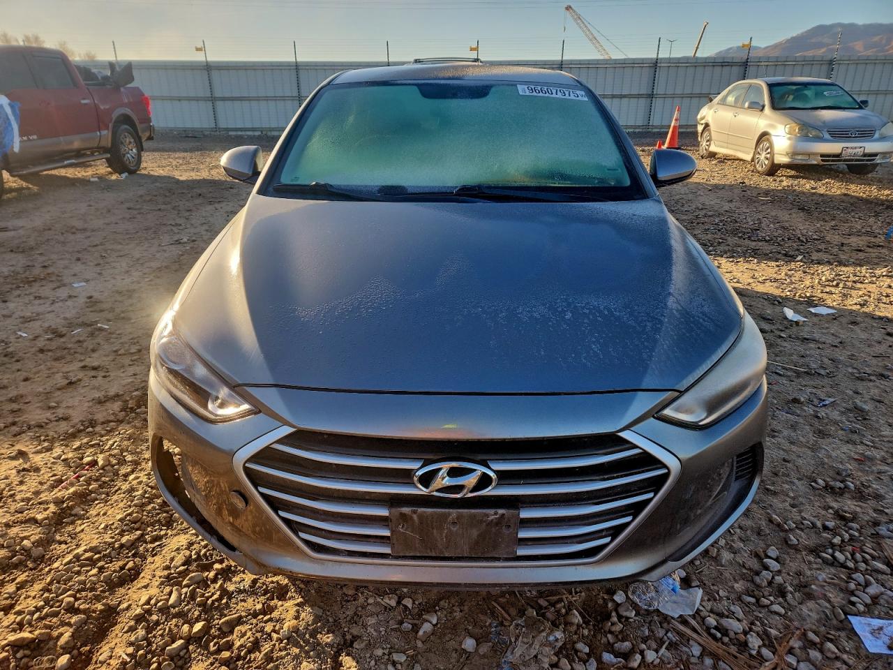 2017 HYUNDAI ELANTRA SE photo 9