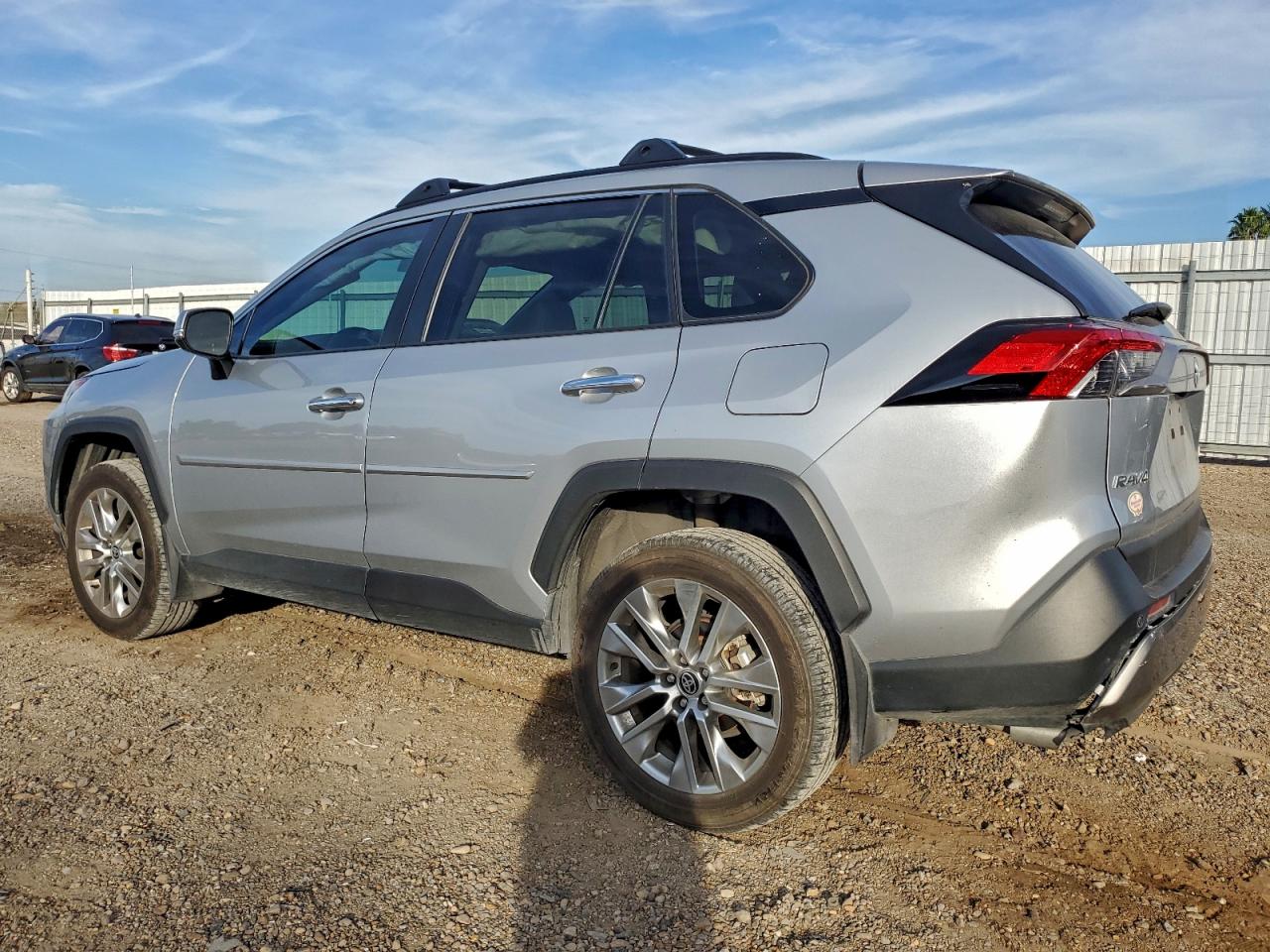 2024 TOYOTA RAV4 LIMITED photo 3