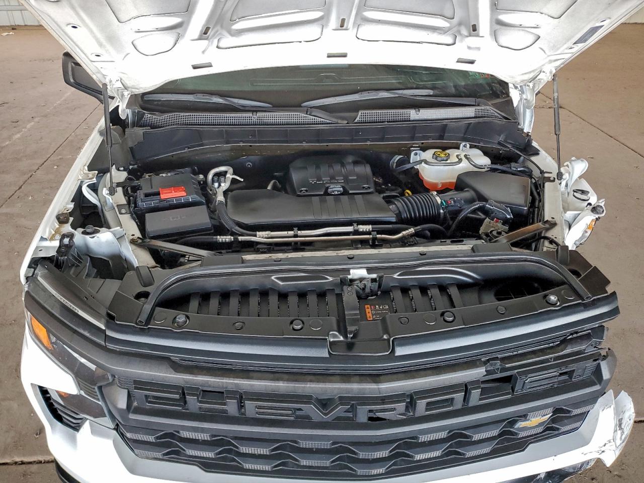 2023 CHEVROLET SILVERADO C1500 photo 11