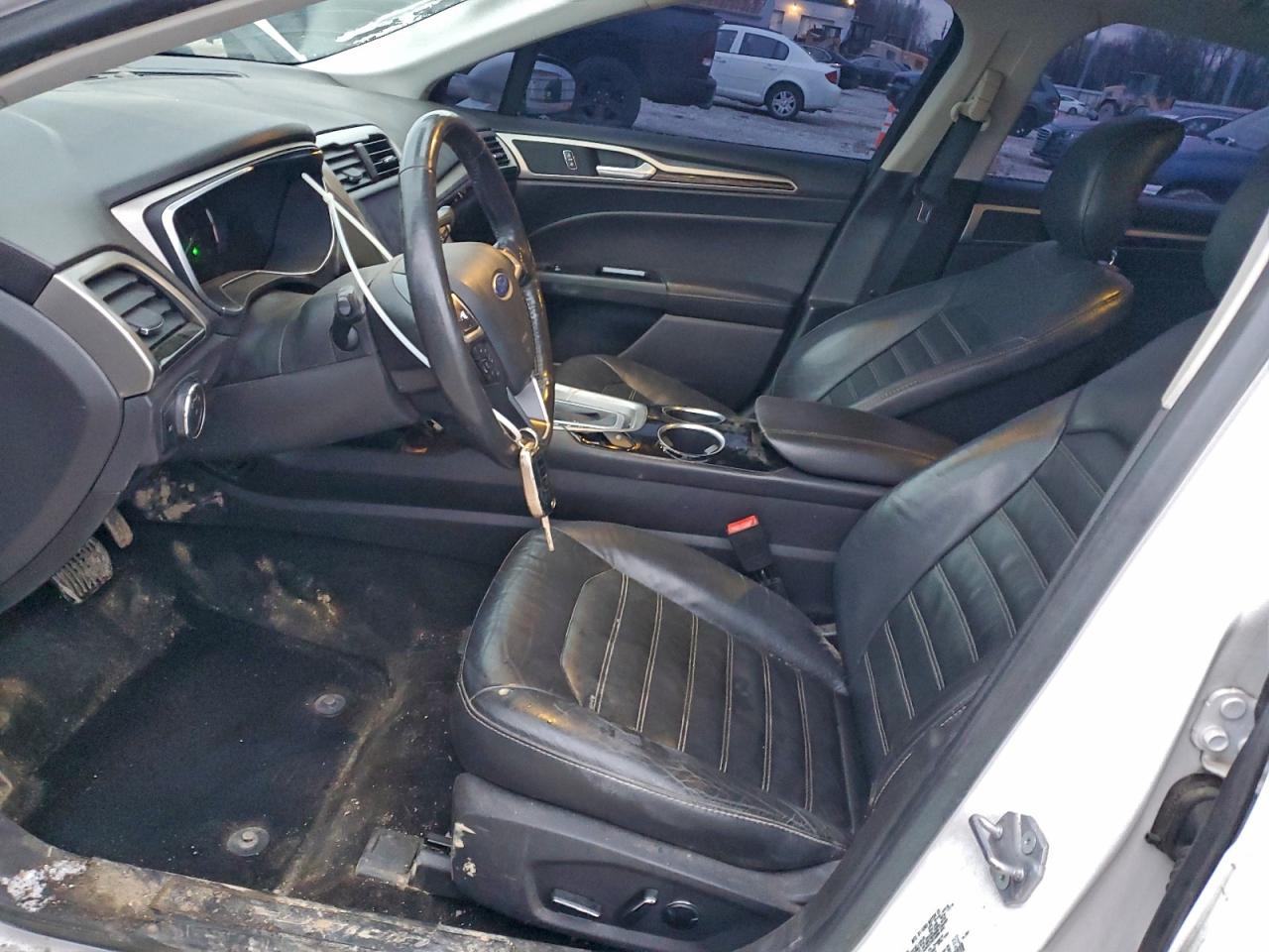 2013 FORD FUSION SE photo 7