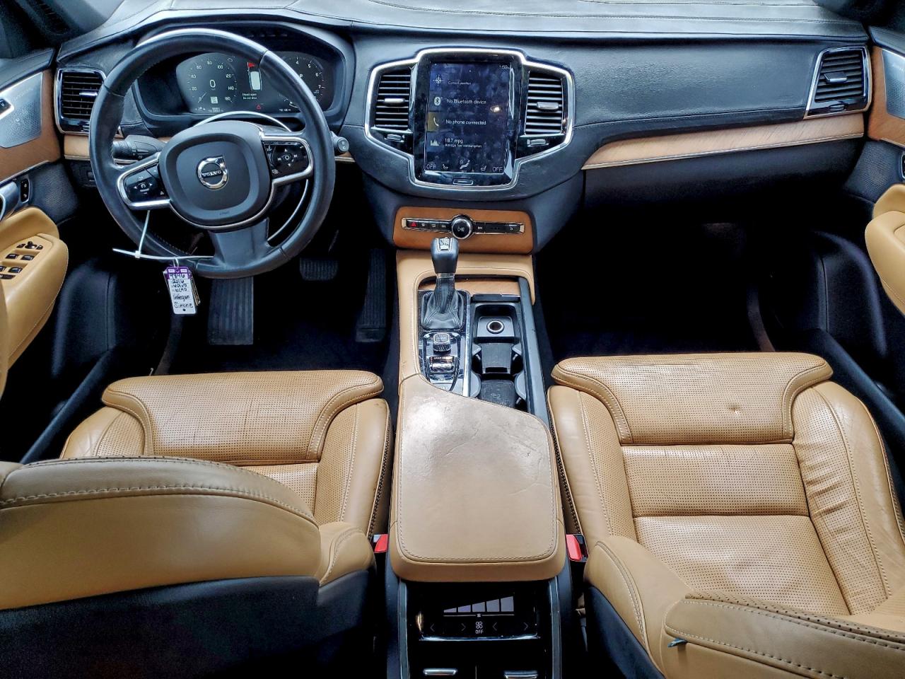 2016 VOLVO XC90 T6 photo 8