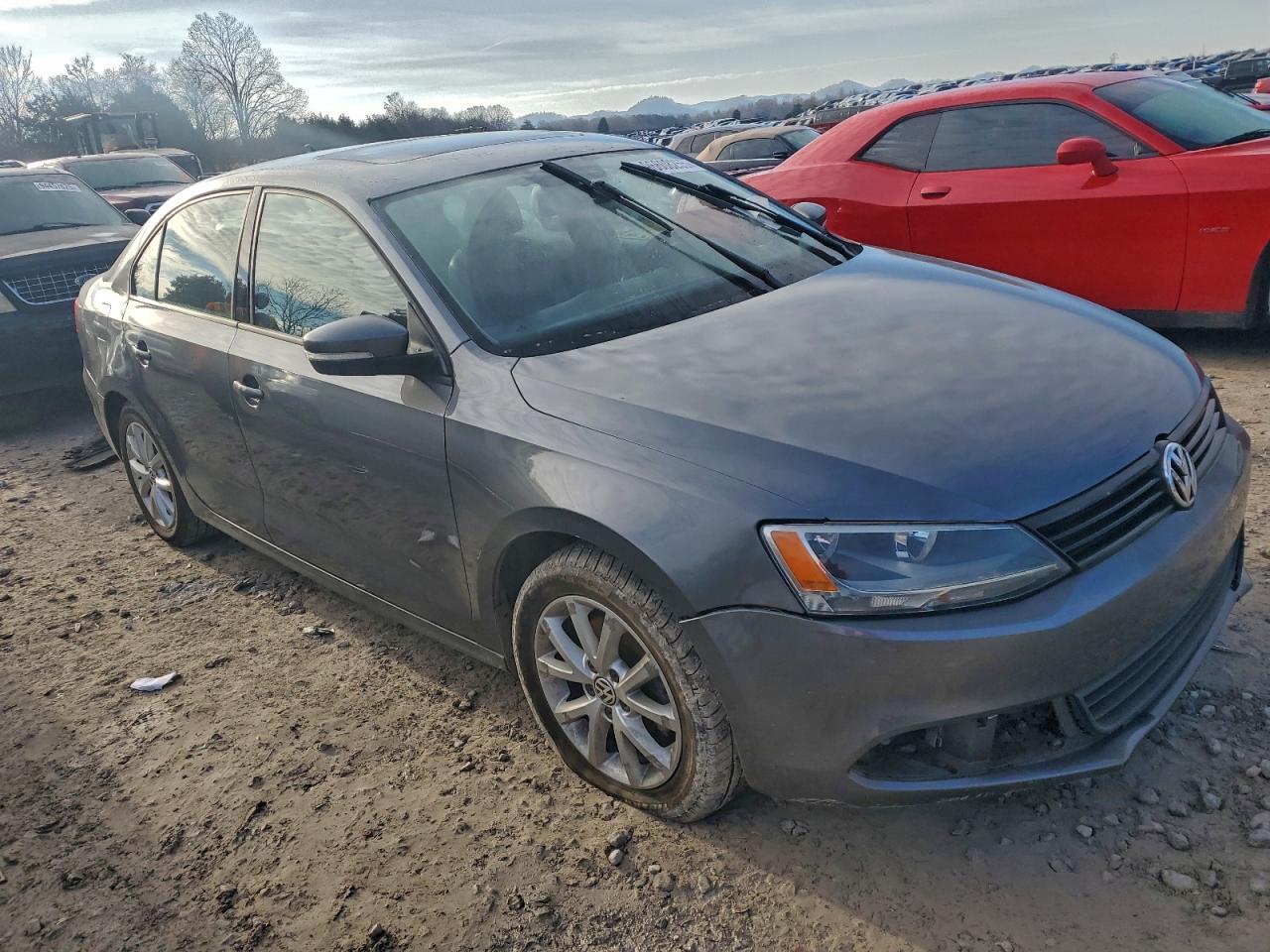 2011 VOLKSWAGEN JETTA SE photo 4