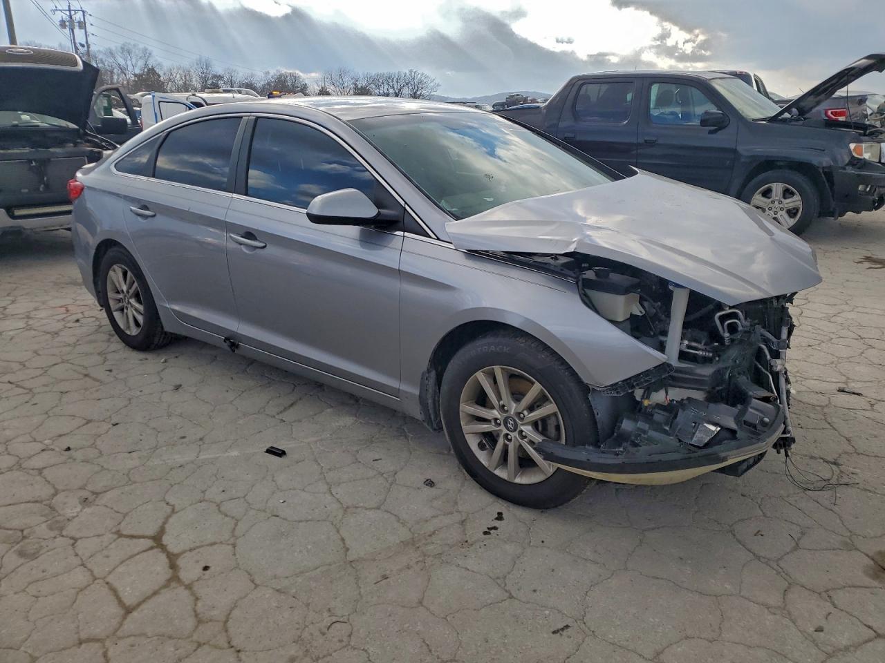 2016 HYUNDAI SONATA SE photo 4