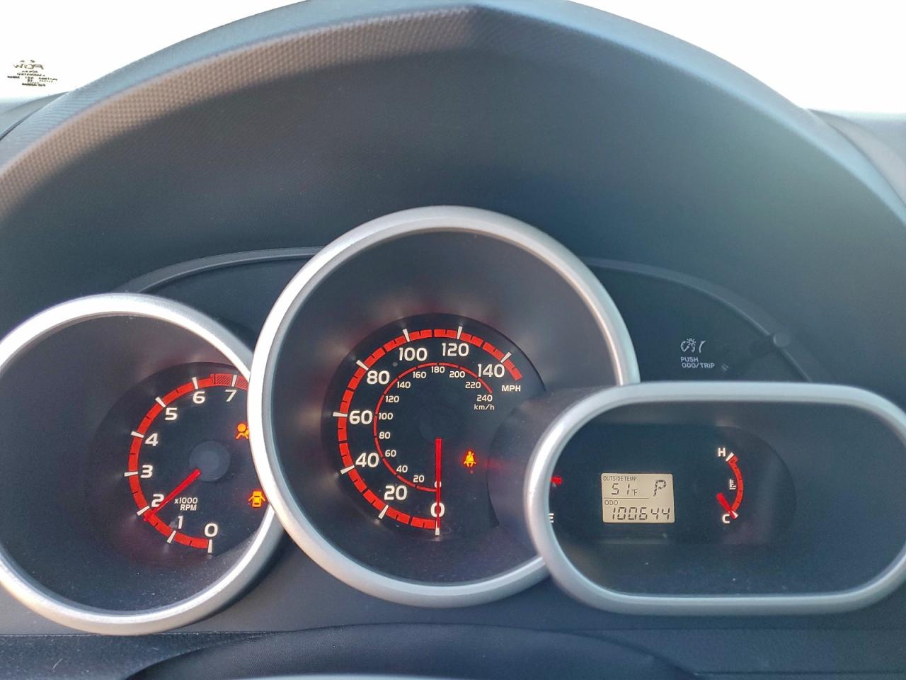 2010 TOYOTA COROLLA MATRIX S photo 9