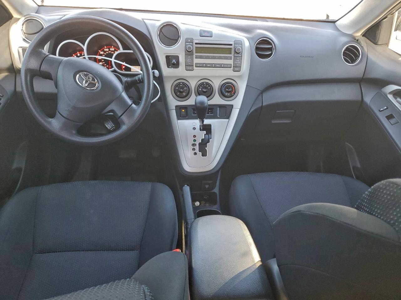 2010 TOYOTA COROLLA MATRIX S photo 8