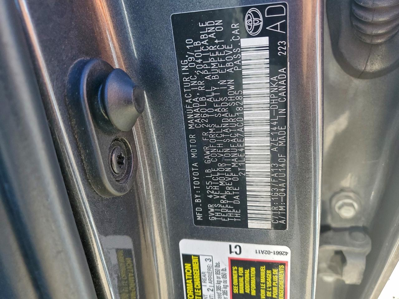 2010 TOYOTA COROLLA MATRIX S photo 12