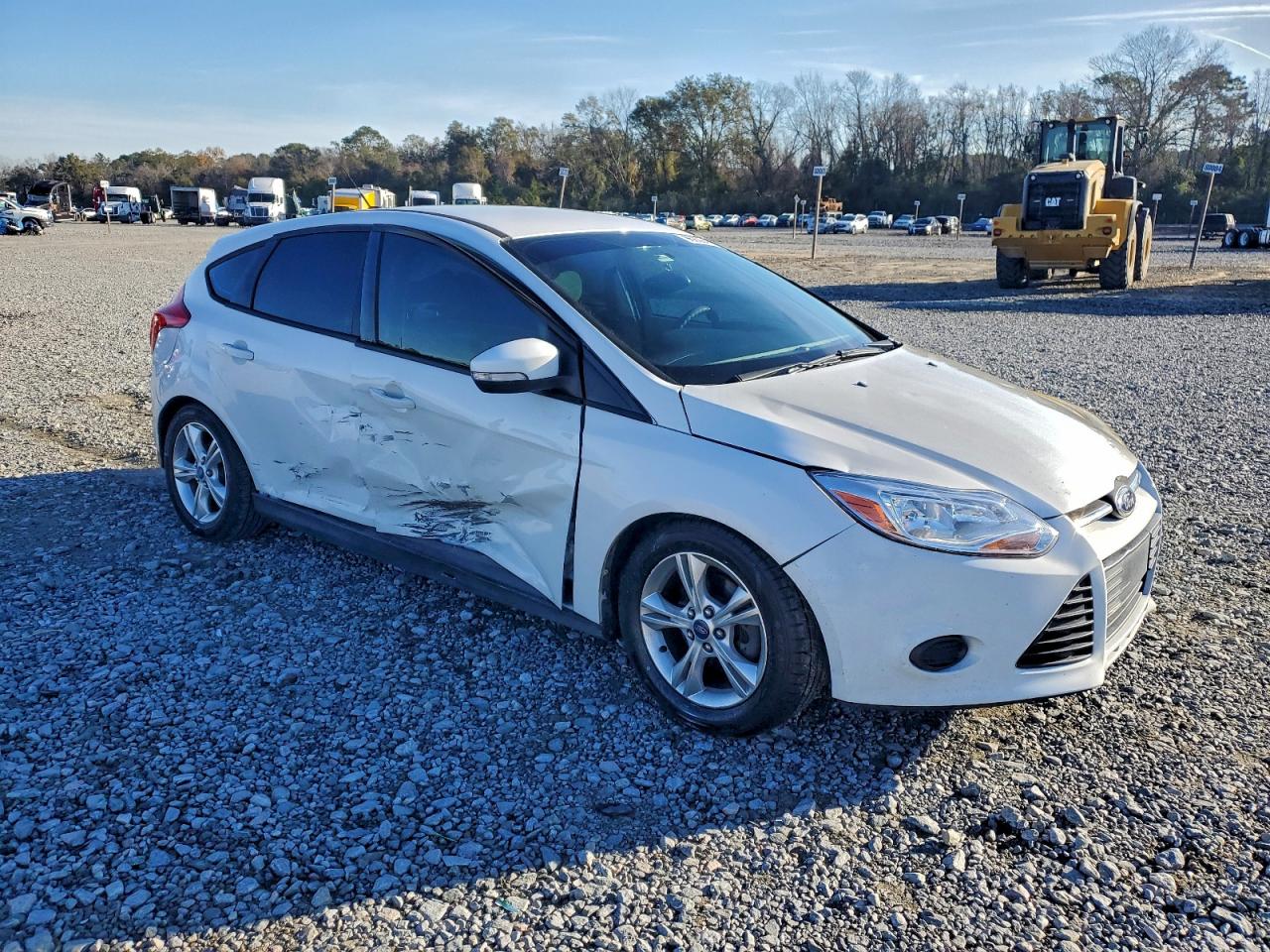 2014 FORD FOCUS SE photo 4