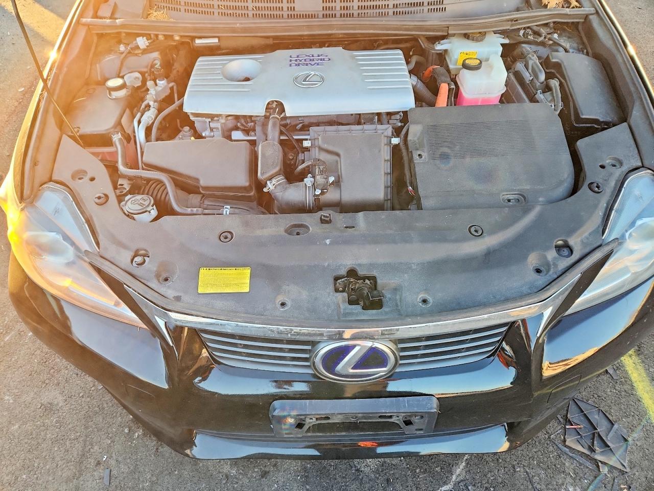 2013 LEXUS CT 200 photo 11
