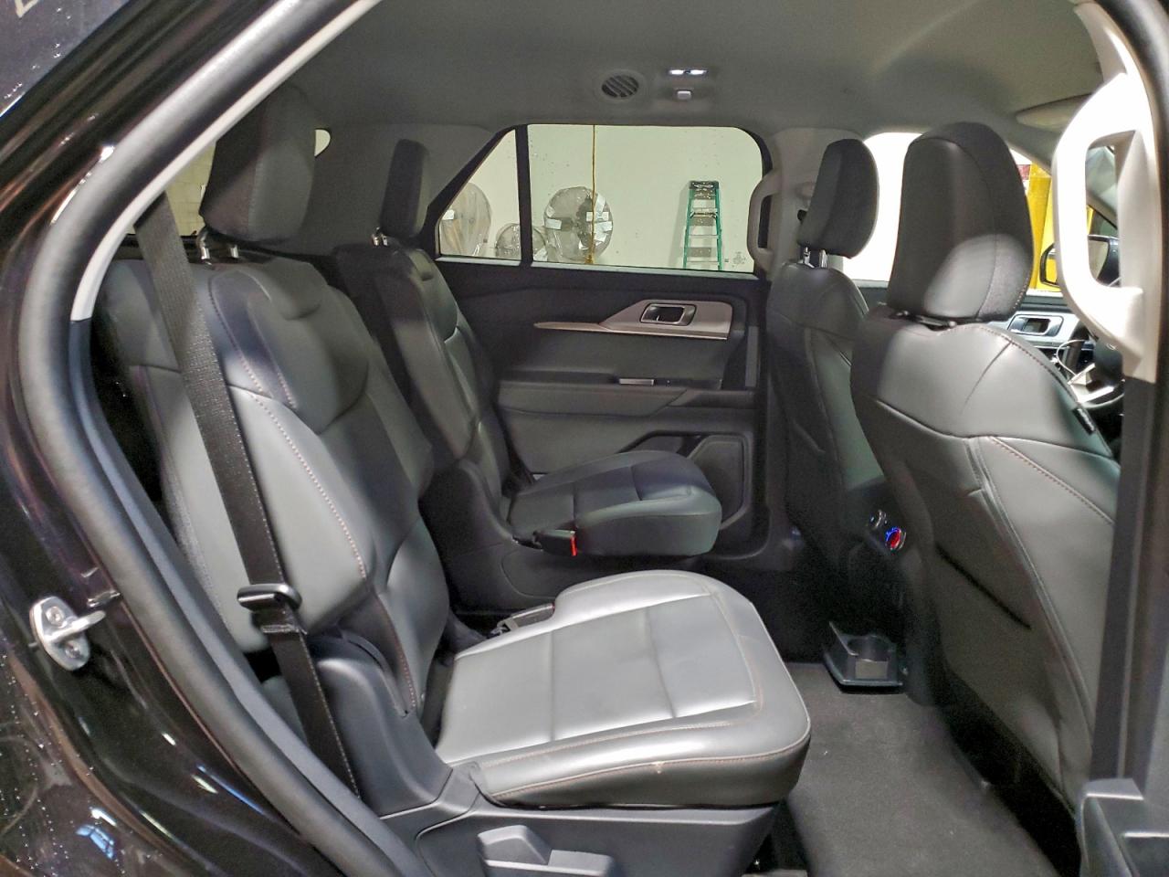 2025 FORD EXPLORER ACTIVE photo 11