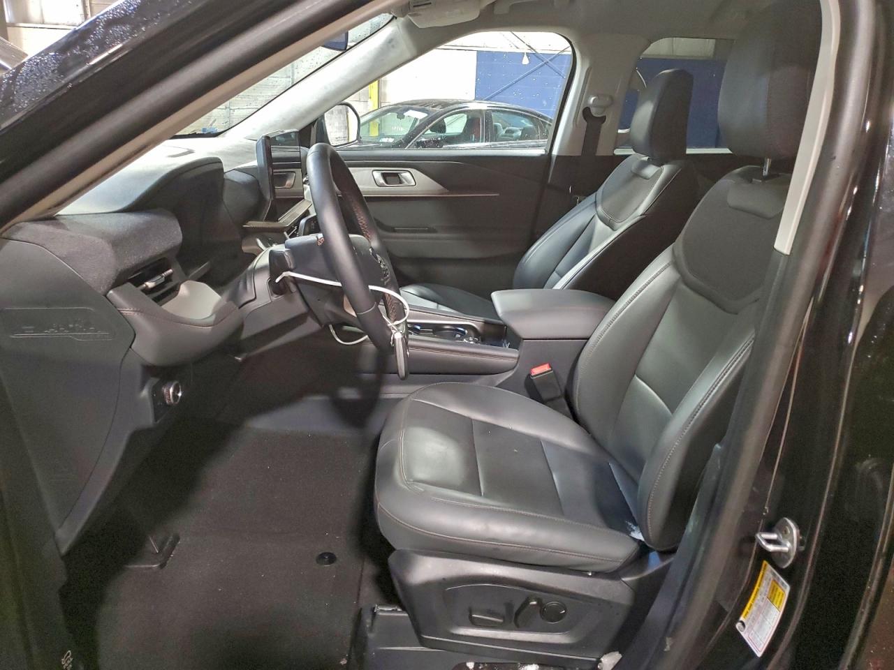 2025 FORD EXPLORER ACTIVE photo 7
