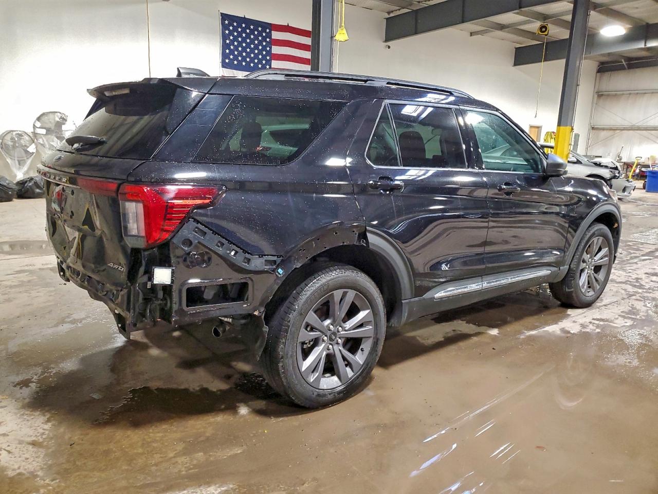 2025 FORD EXPLORER ACTIVE photo 3