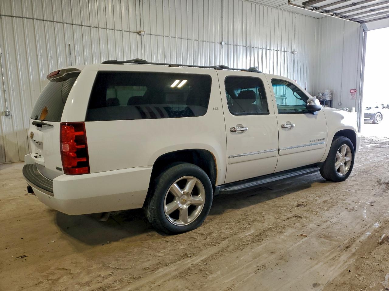 2012 CHEVROLET SUBURBAN K1500 LTZ photo 3