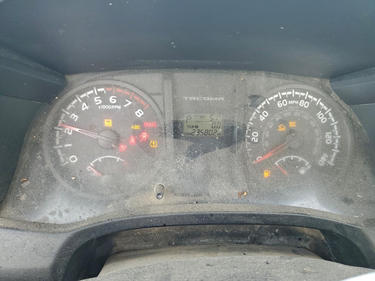 2017 TOYOTA TACOMA ACCESS CAB photo 9