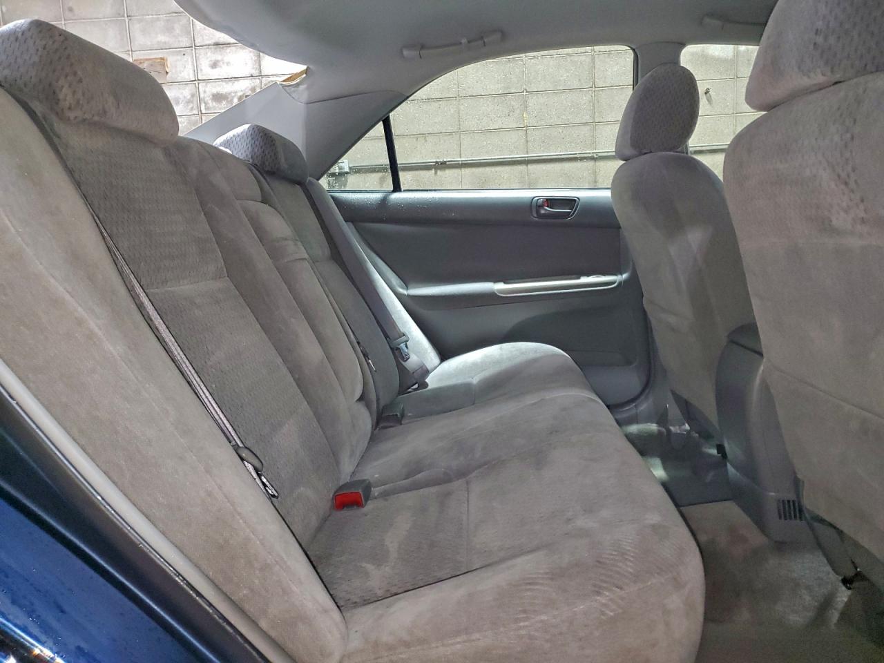 2003 TOYOTA CAMRY LE photo 10