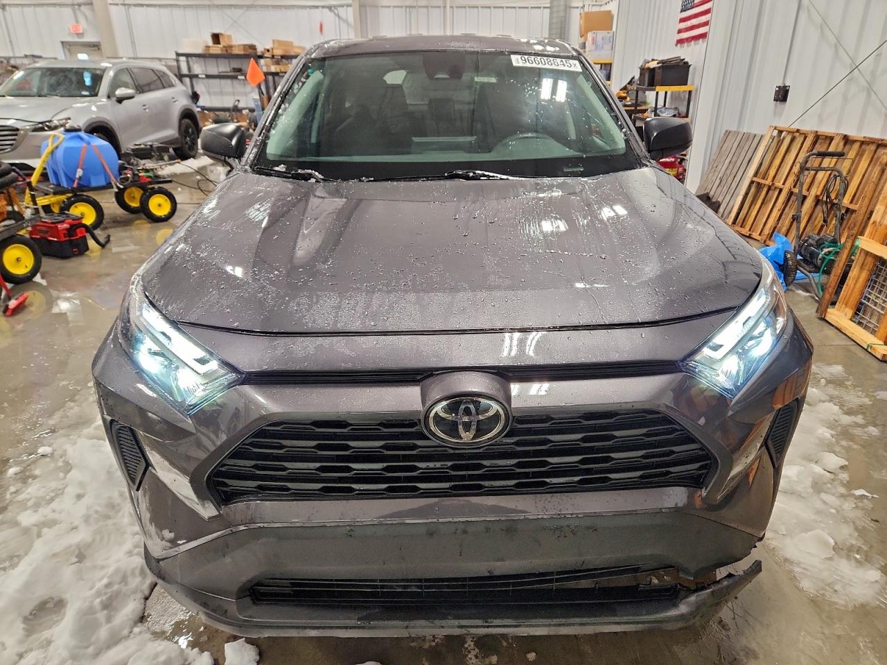 2024 TOYOTA RAV4 LE photo 5