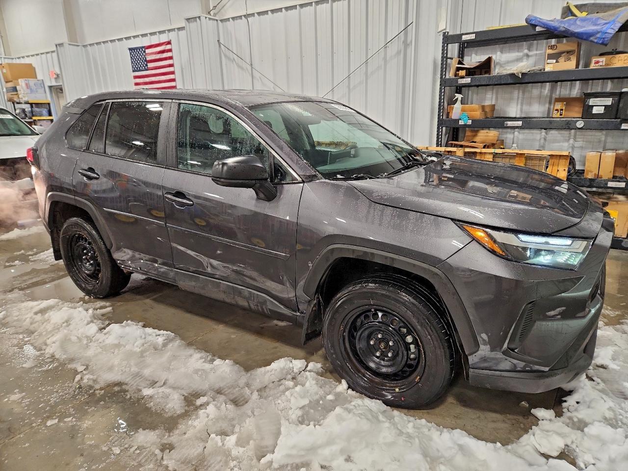 2024 TOYOTA RAV4 LE photo 4