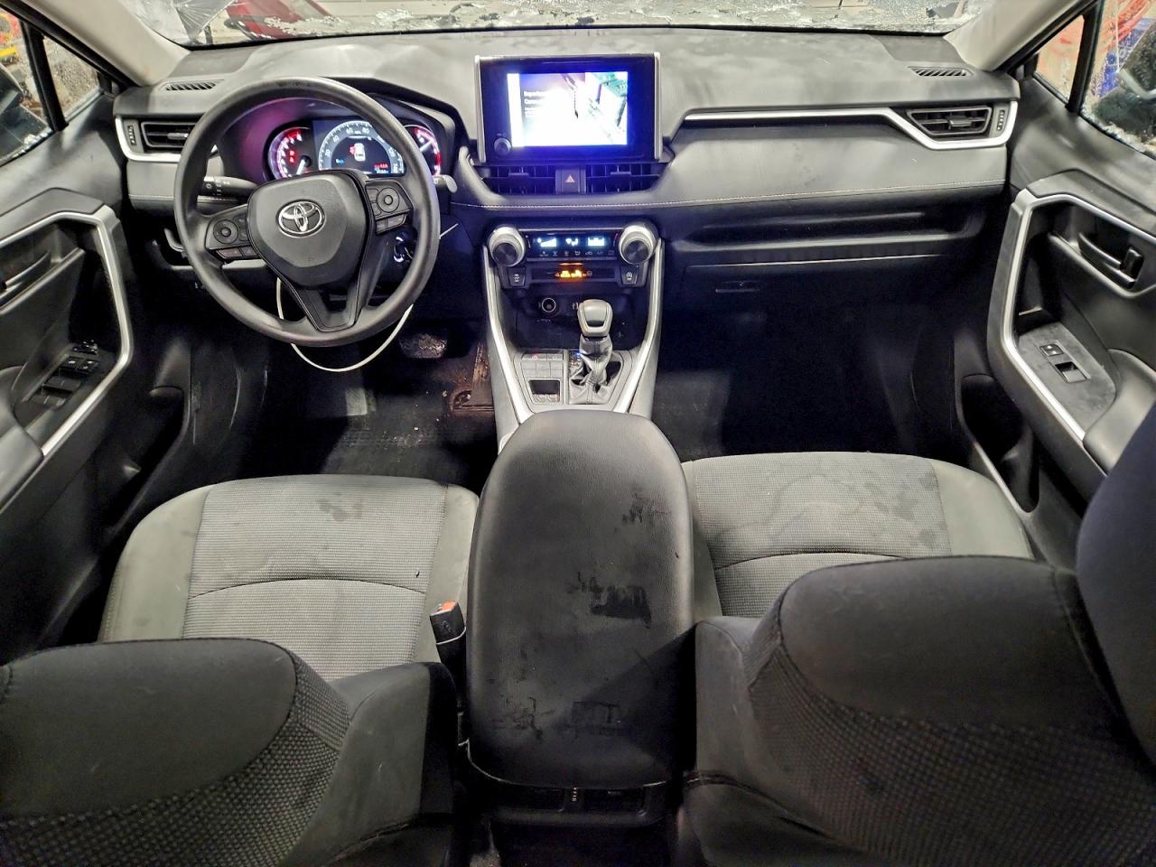 2024 TOYOTA RAV4 LE photo 8