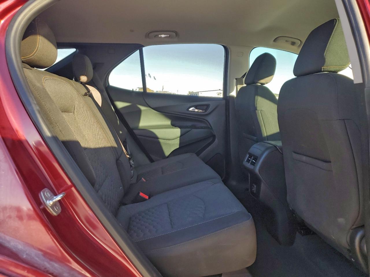 2020 CHEVROLET EQUINOX LT photo 11