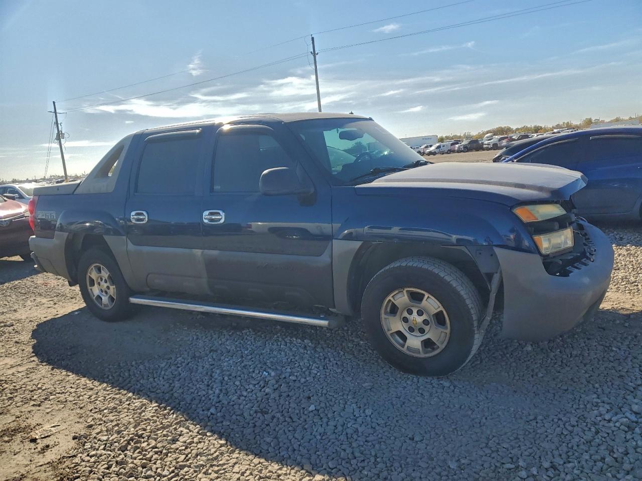 2002 CHEVROLET AVALANCHE photo 4