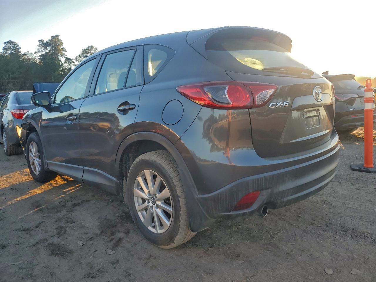 2014 MAZDA CX-5 SPORT photo 2