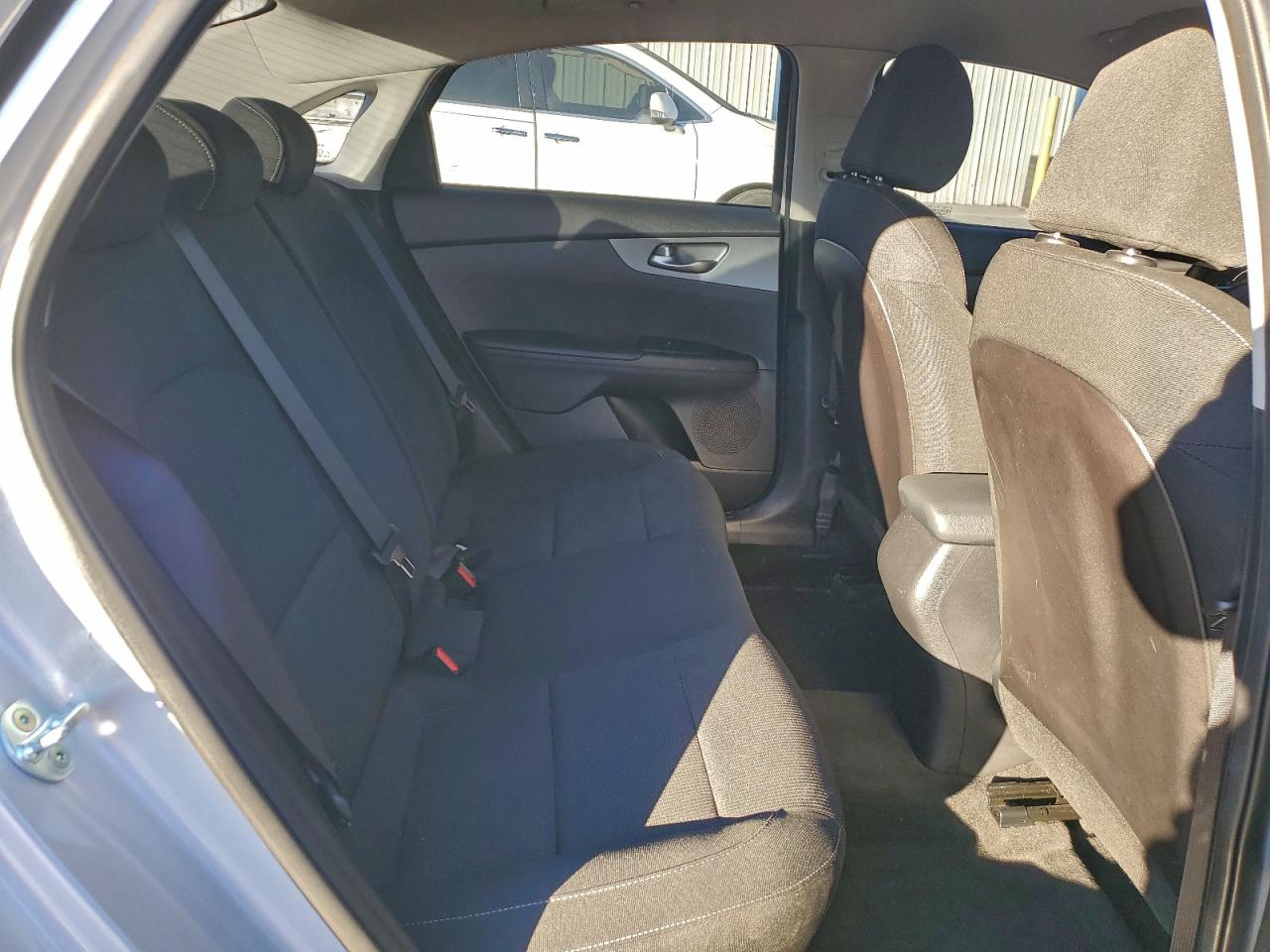 2021 KIA FORTE FE photo 10
