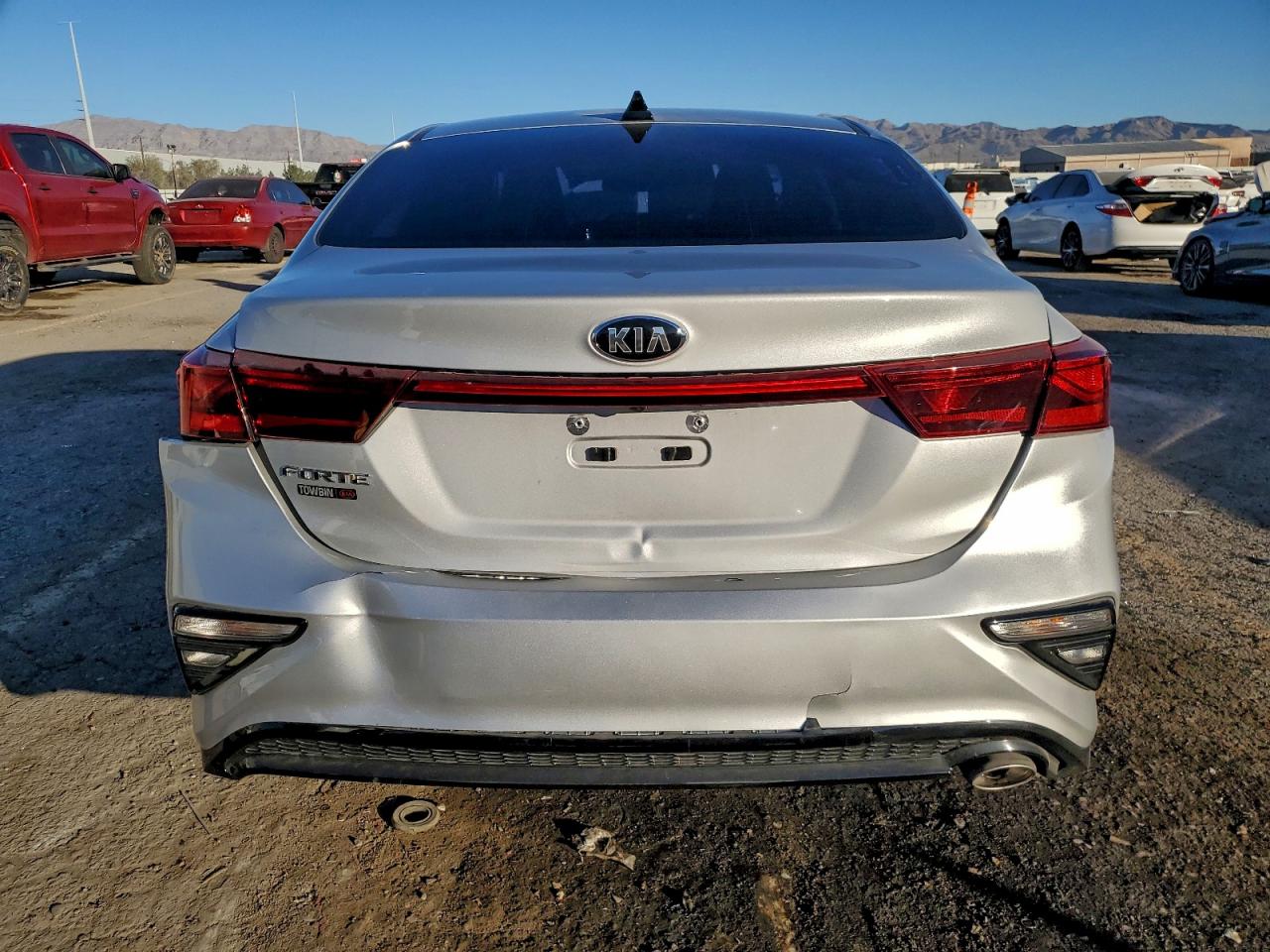 2021 KIA FORTE FE photo 6