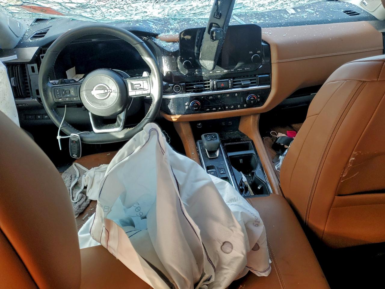 2023 NISSAN PATHFINDER PLATINUM photo 8