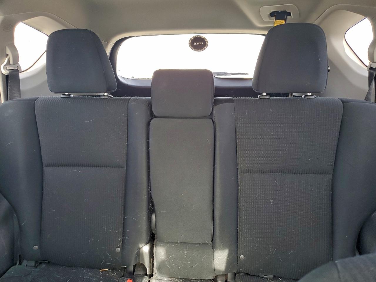 2017 TOYOTA RAV4 LE photo 10