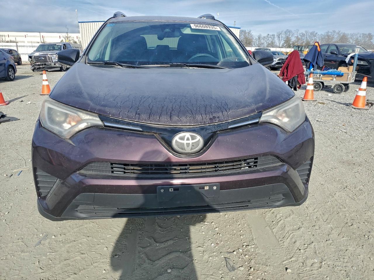2017 TOYOTA RAV4 LE photo 5