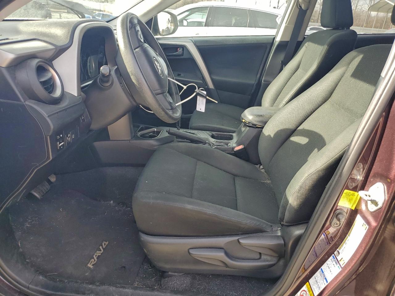 2017 TOYOTA RAV4 LE photo 7