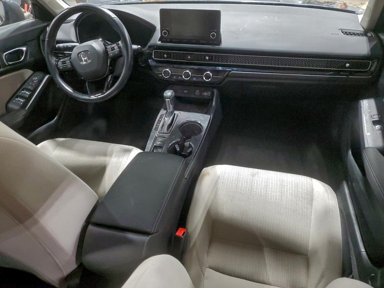 2022 HONDA CIVIC EX photo 8