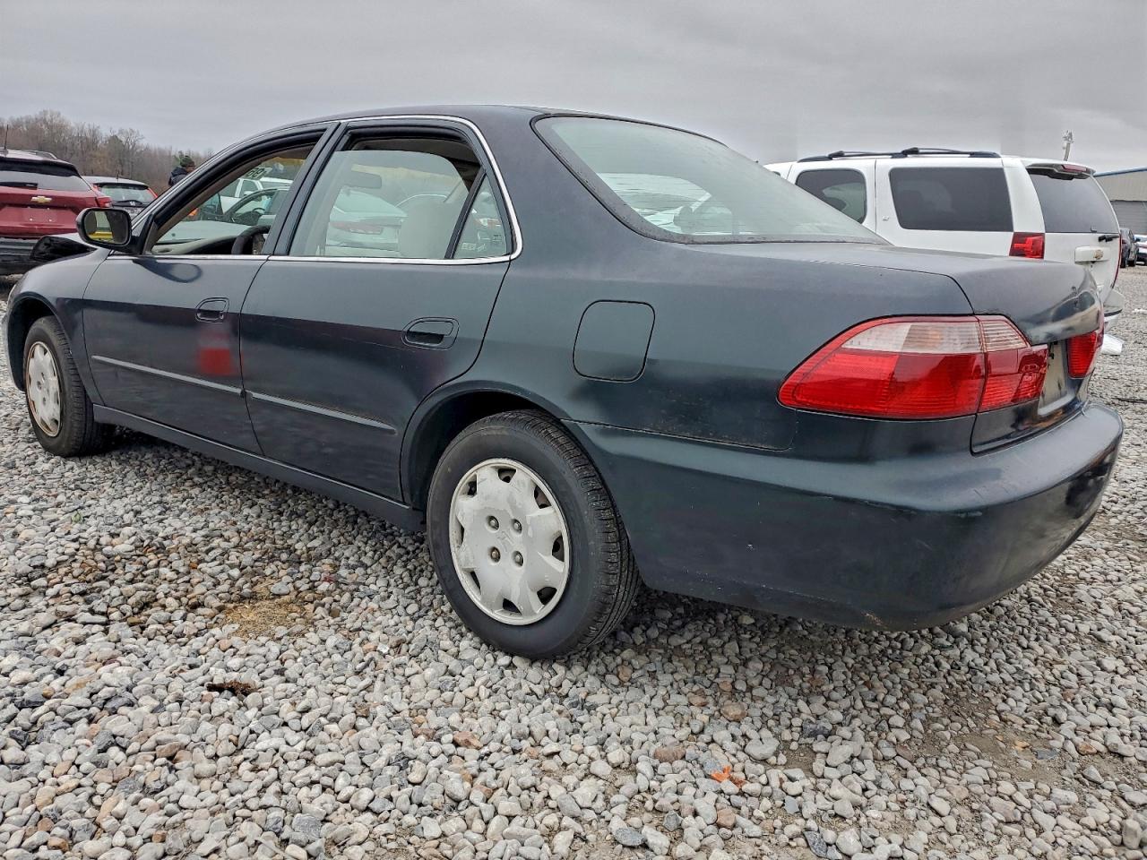 1999 HONDA ACCORD LX photo 3