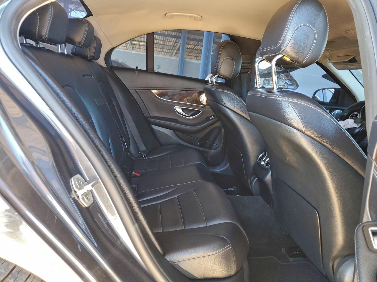 2015 MERCEDES-BENZ C 300 photo 10