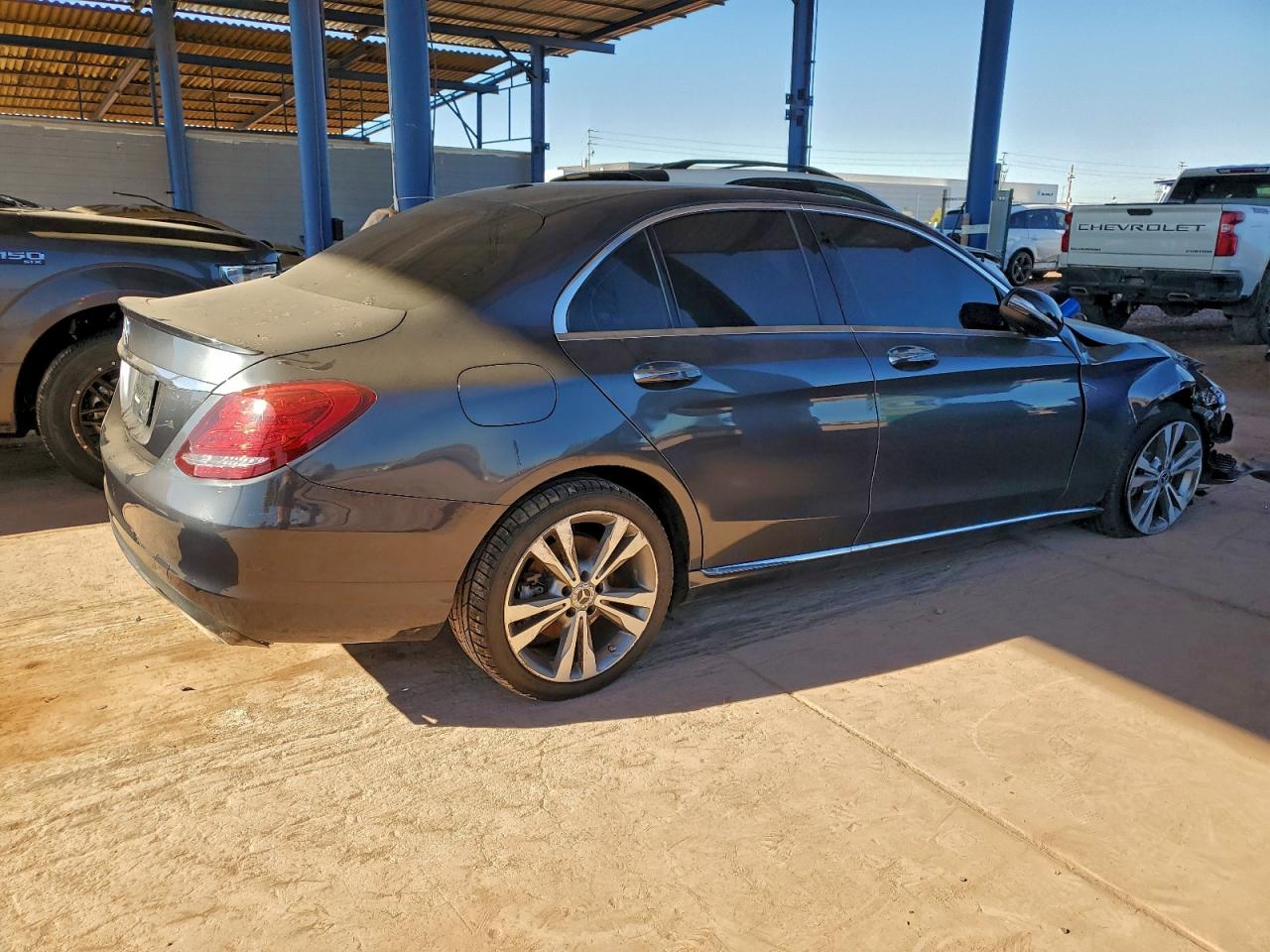 2015 MERCEDES-BENZ C 300 photo 3
