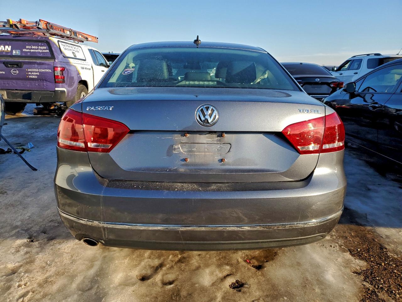 2015 VOLKSWAGEN PASSAT SEL photo 6