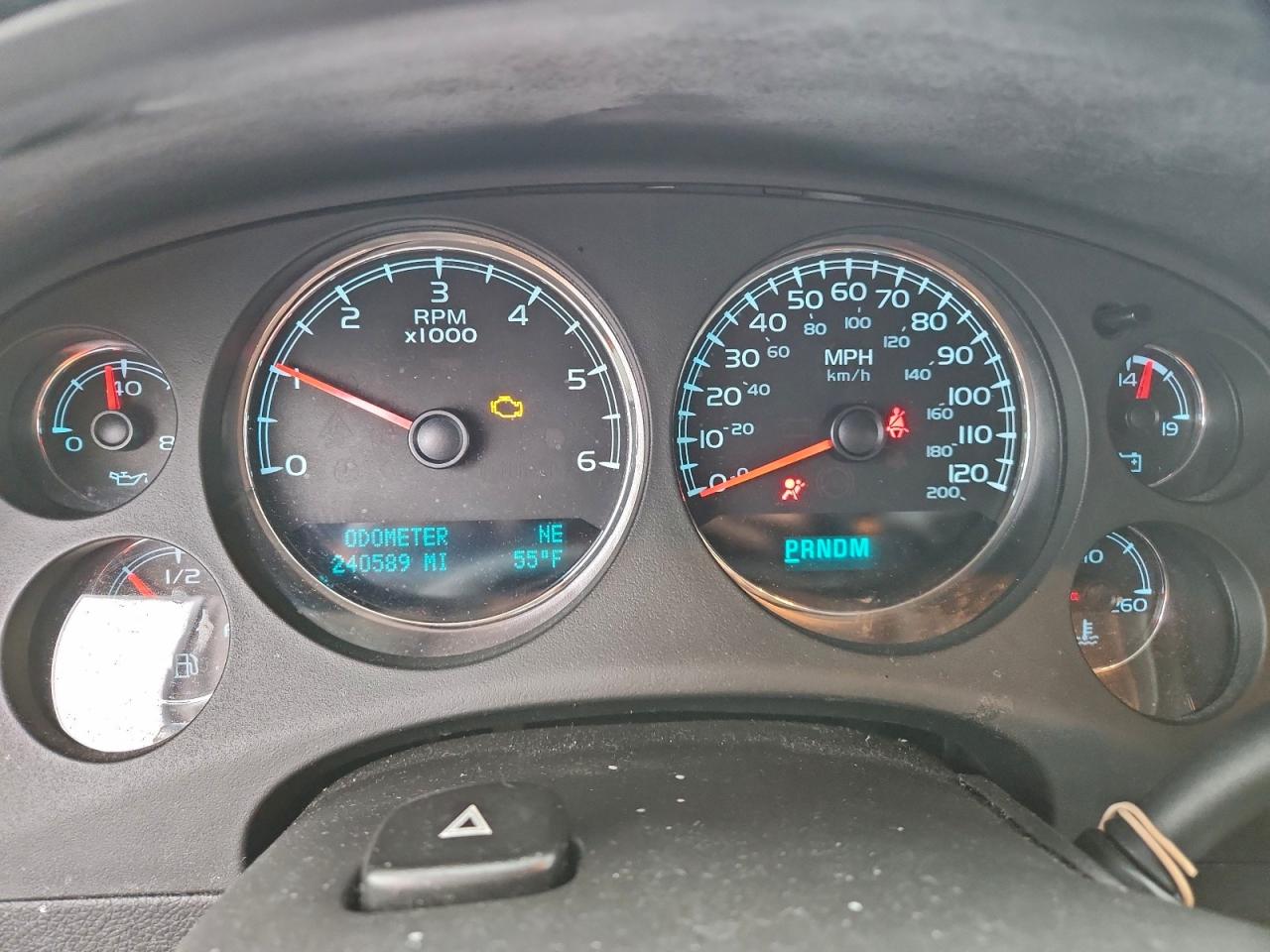 2011 CHEVROLET SUBURBAN K1500 LTZ photo 9