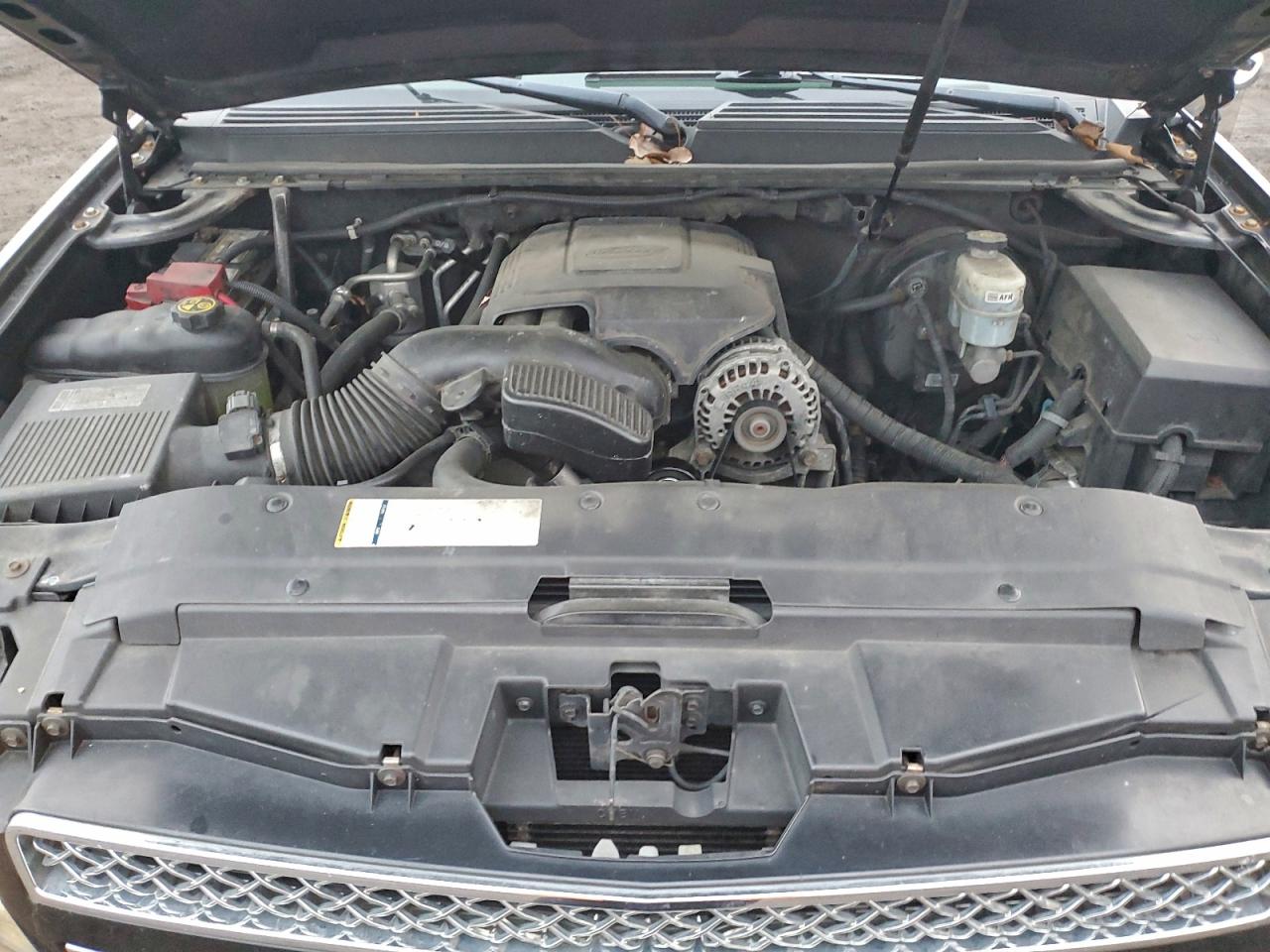 2011 CHEVROLET SUBURBAN K1500 LTZ photo 12