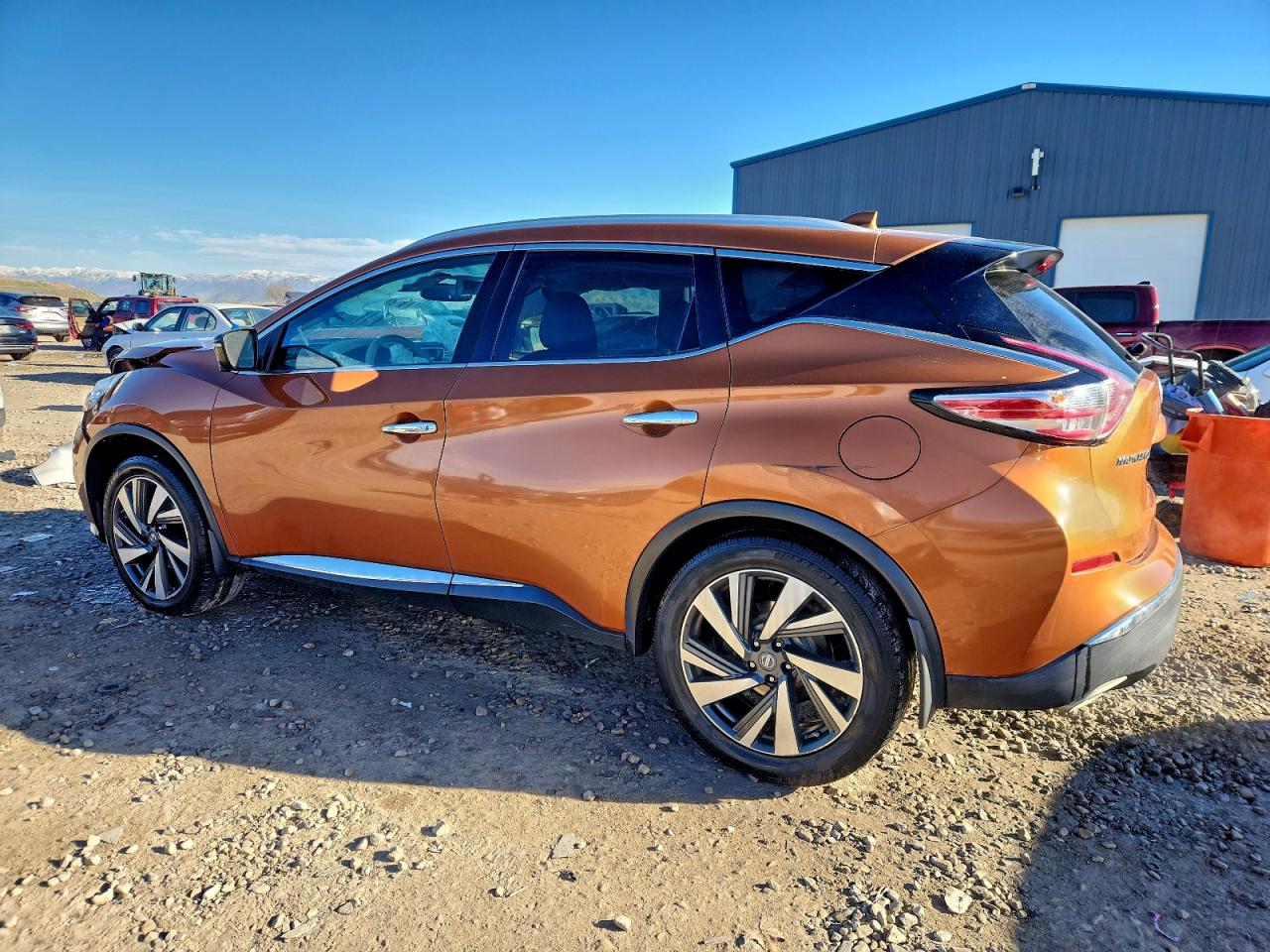 2017 NISSAN MURANO S photo 2