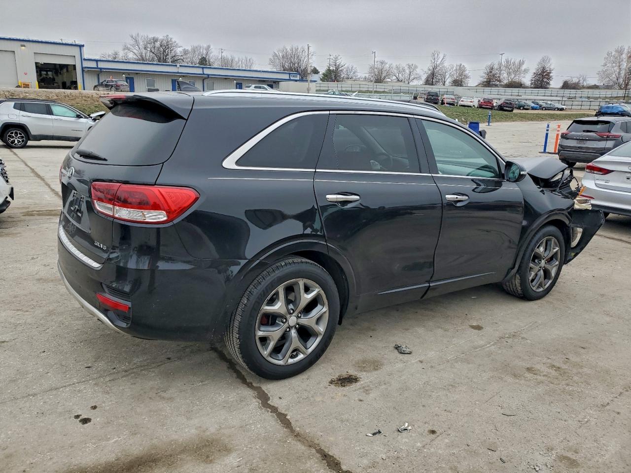 2017 KIA SORENTO SX photo 3