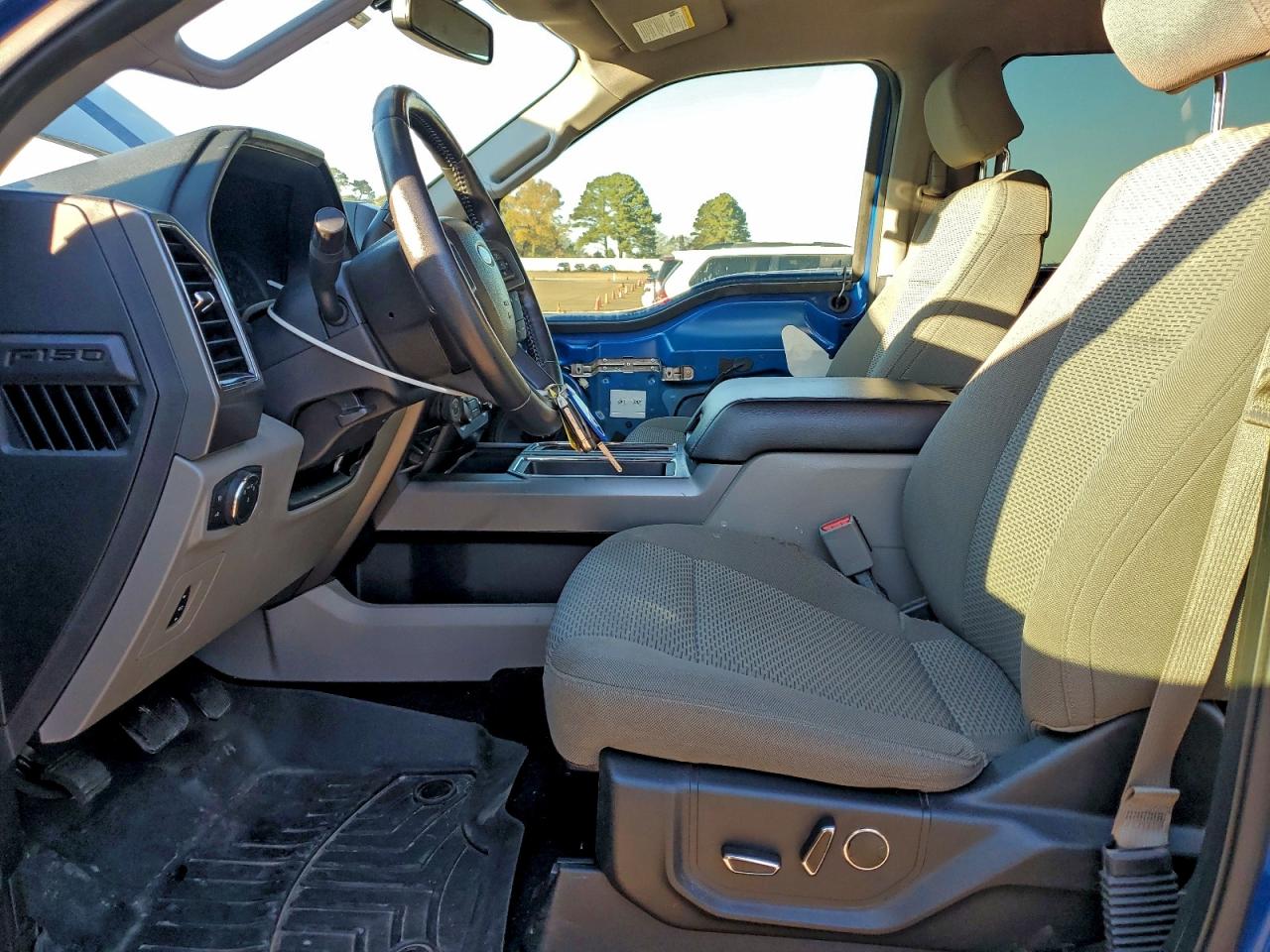 2017 FORD F150 SUPERCREW photo 7