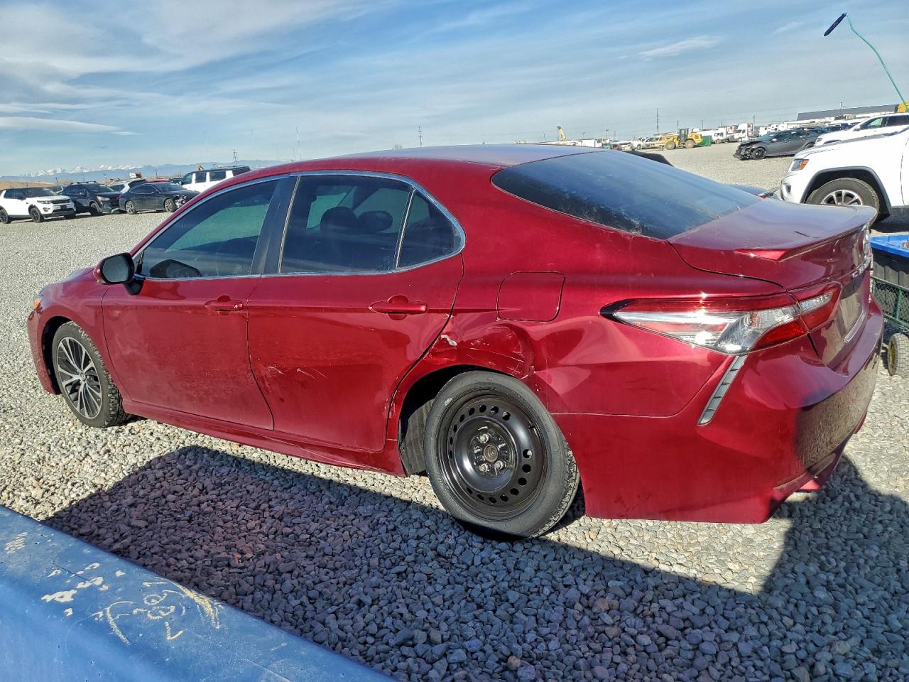 2018 TOYOTA CAMRY L photo 2