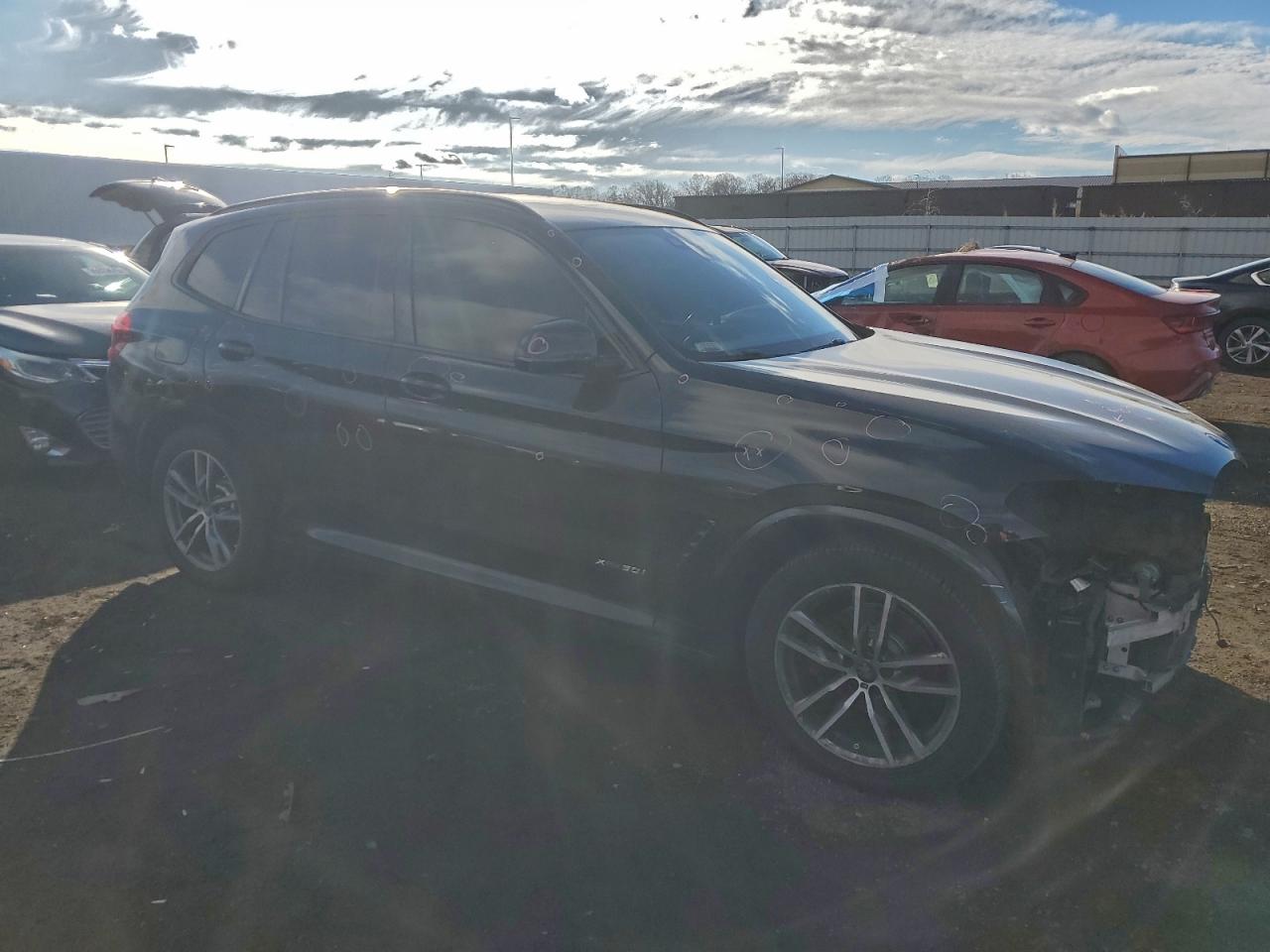2018 BMW X3 XDRIVE30I photo 4