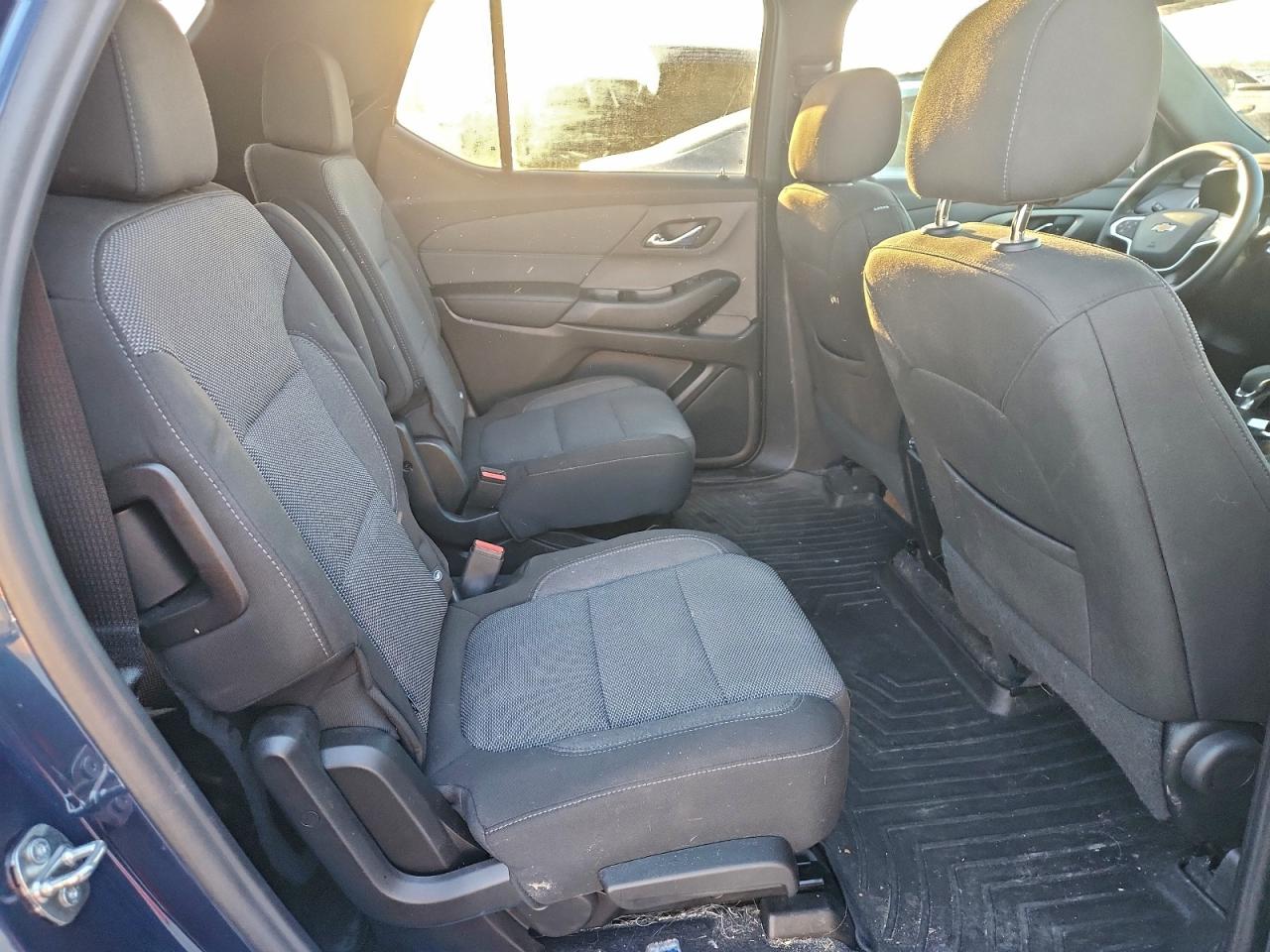 2023 CHEVROLET TRAVERSE LT photo 10